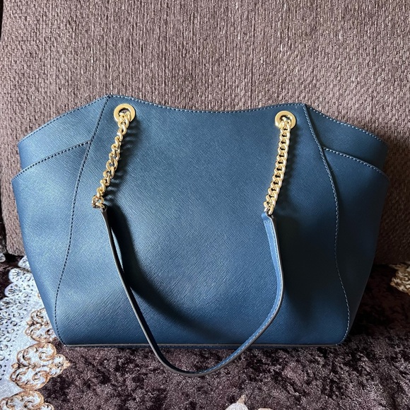 MICHAEL KORS Navy Blue Leather Jet Set Travel Gold-Tone Hardware Tote Handbag - Picture 15 of 16